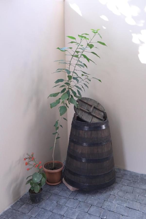 Hotelise I Bells-Of-Ireland Apartment Yerevan Bagian luar foto